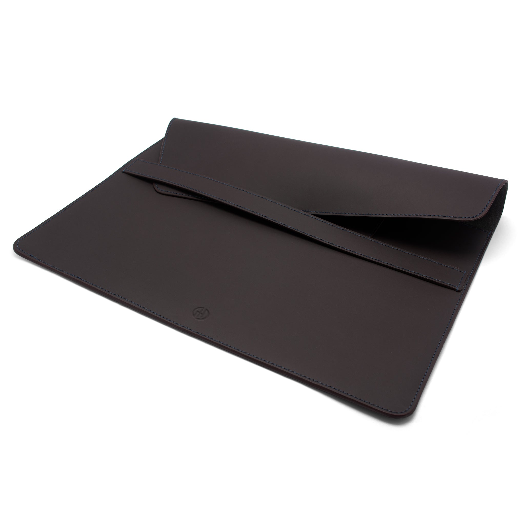 Classic Elegance Leather Sleeve – Premium Cow Leather Laptop & Tablet Case