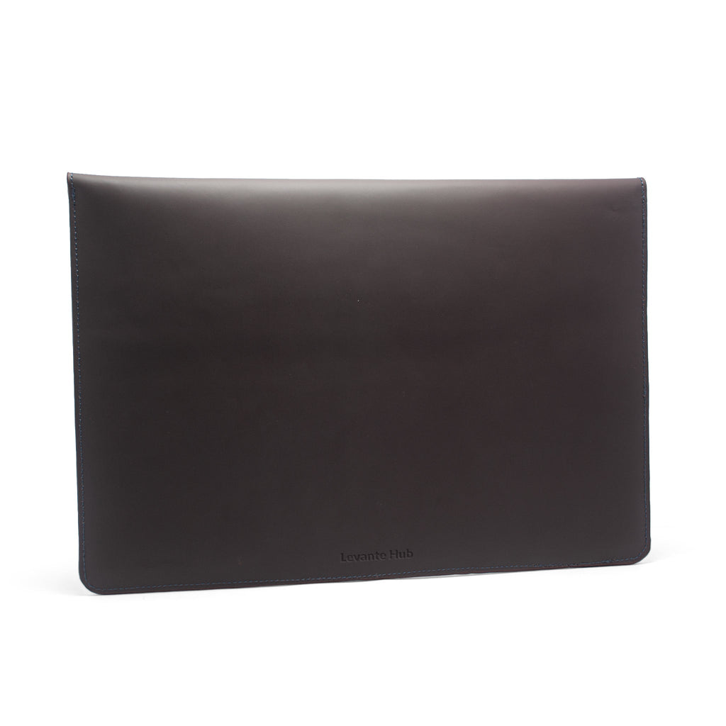 Classic Elegance Leather Sleeve – Premium Cow Leather Laptop & Tablet Case